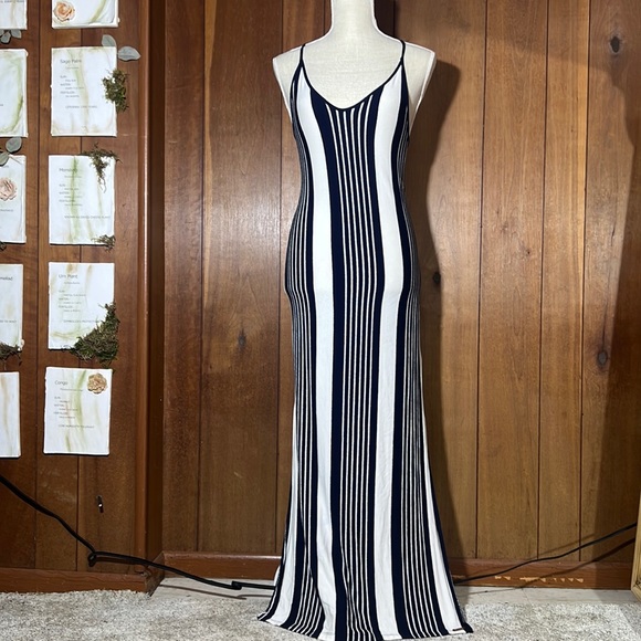 Superdry Dresses & Skirts - Superdry striped maxi dress size 6